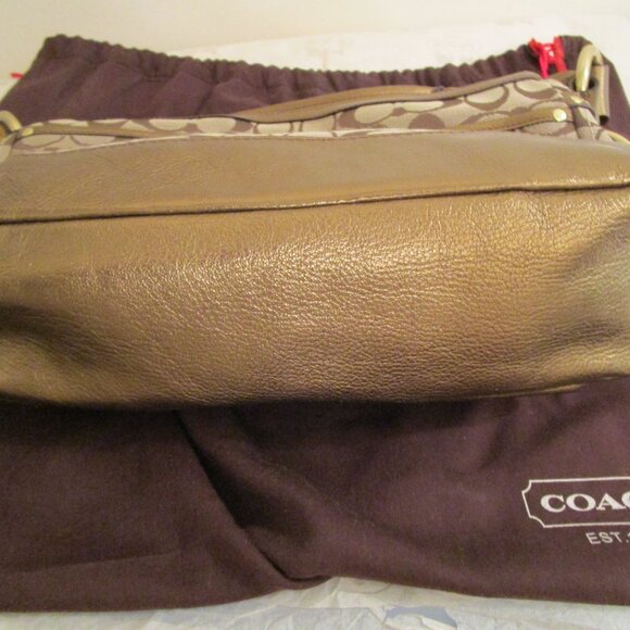 Coach Gold Edged Legacy Pocket Hobo with Signature Lining - Picture 6 of 13